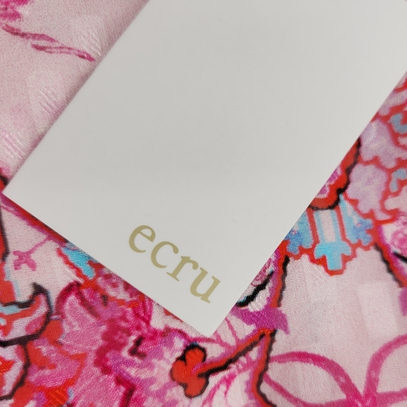 Ecru Ombre Mandala Pink Halter Silk Blend Top Size Small - Picture 8 of 16